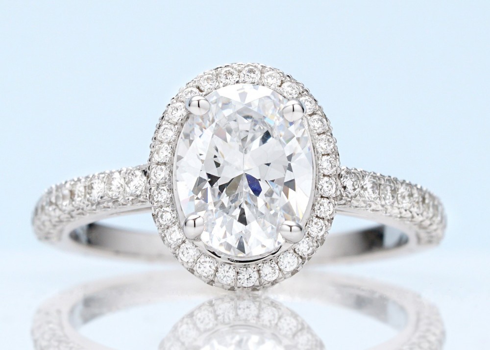 21 Stunning Luxurious Engagement Rings