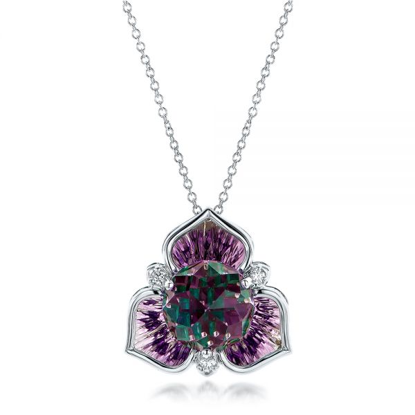 Amethyst and White Gold Pendant - Image