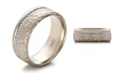 Custom Diamond and Gold Wedding Ring