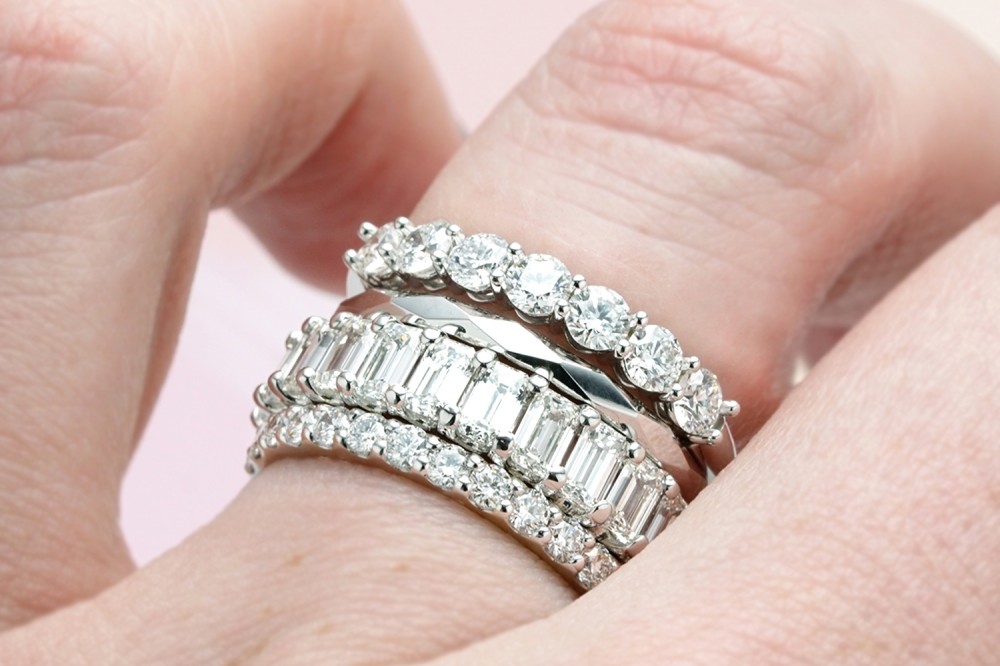 17 Beautiful Anniversary Rings for Her - Image