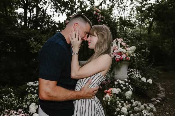 Taylor Swift and Travis Kelce