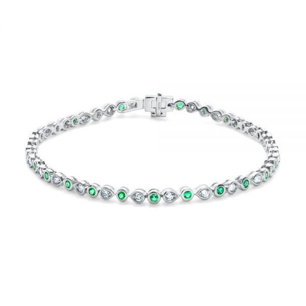 18k White Gold 18k White Gold Emerald And Diamond Bracelet - Three-Quarter View -  107063
