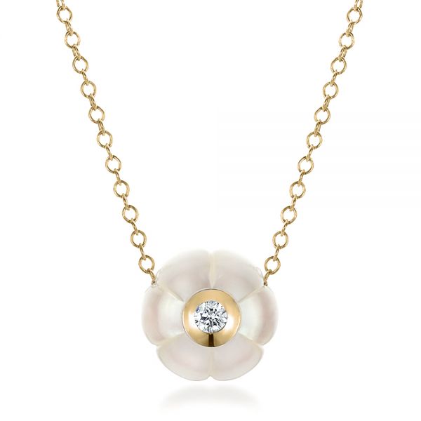 18k Yellow Gold 18k Yellow Gold Carved Fresh White Pearl And Diamond Pendant - Three-Quarter View -  100330