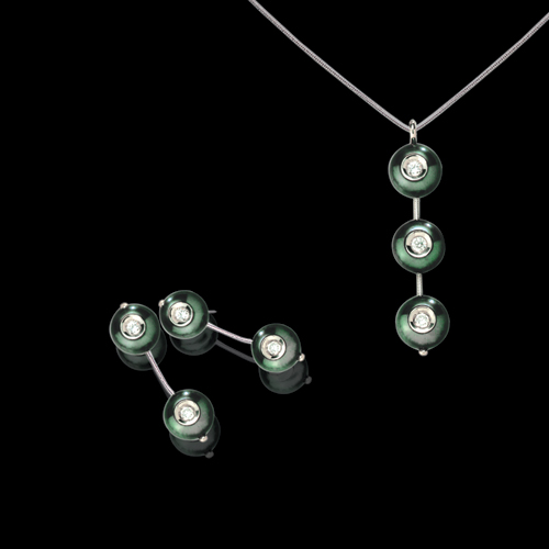 Pearl And Diamond Pendant - Flat View -  32 - Thumbnail