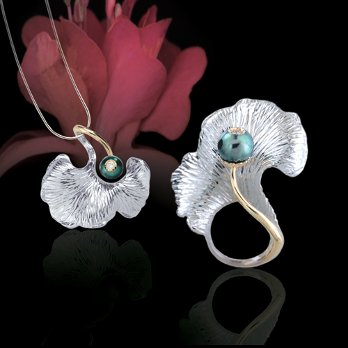 Pearl And Diamond Pendant - Side View -  38 - Thumbnail