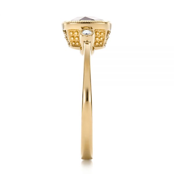 18k Yellow Gold 18k Yellow Gold Amethyst And Diamond Ring - Side View - 100453