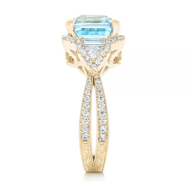 18k Yellow Gold 18k Yellow Gold Custom Aquamarine And Diamond Fashion Ring - Side View - 102859