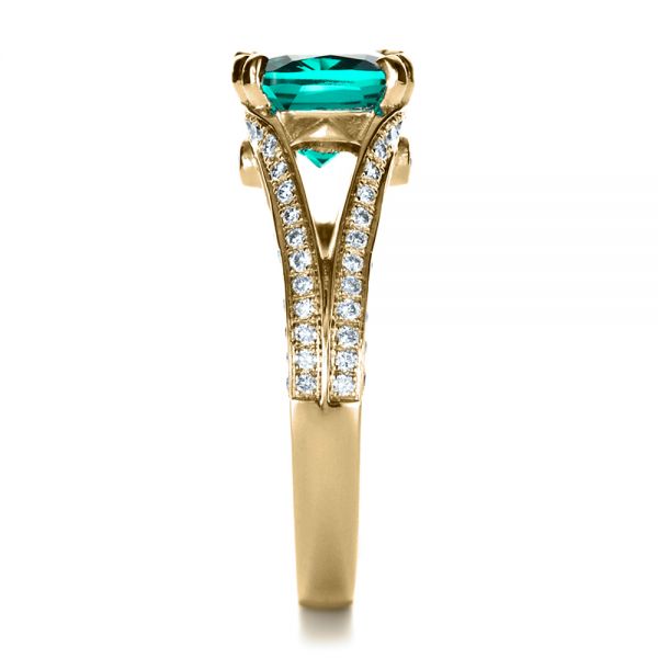 18k Yellow Gold 18k Yellow Gold Custom Emerald And Diamond Ring - Side View -  1201