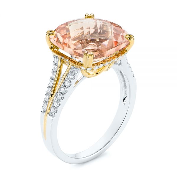 18k Yellow Gold 18k Yellow Gold Morganite And Diamond Fashion Ring - Three-Quarter View -  105009