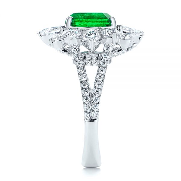 18k White Gold Starburst Emerald And Diamond Fashion Ring - Side View -  105672