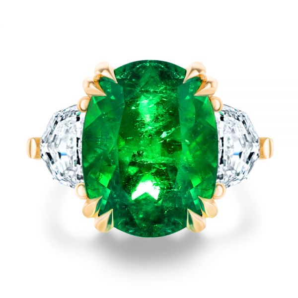 14k Yellow Gold 14k Yellow Gold Emerald Three Stone Engagement Ring - Top View -  107447