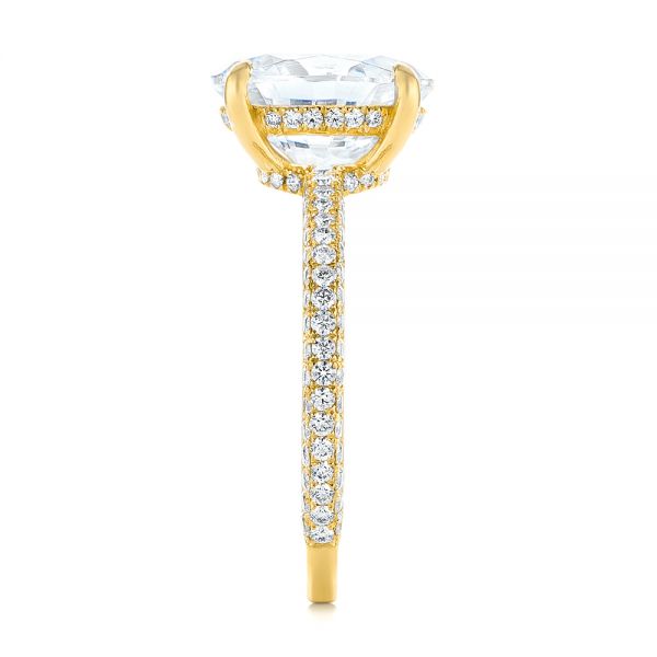 18k Yellow Gold 18k Yellow Gold Oval Diamond Engagement Ring - Side View - 104080