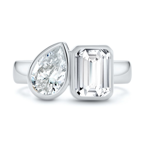 18k White Gold 18k White Gold Pear And Emerald Toi Et Moi Engagement Ring - Top View - 108148