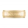 18k Yellow Gold 18k Yellow Gold Men's Hammered Finish Band - Top View -  101191 - Thumbnail