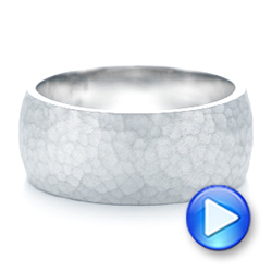 14k White Gold Men's Hammered Matte Finish Wedding Band - Video -  102505 - Thumbnail